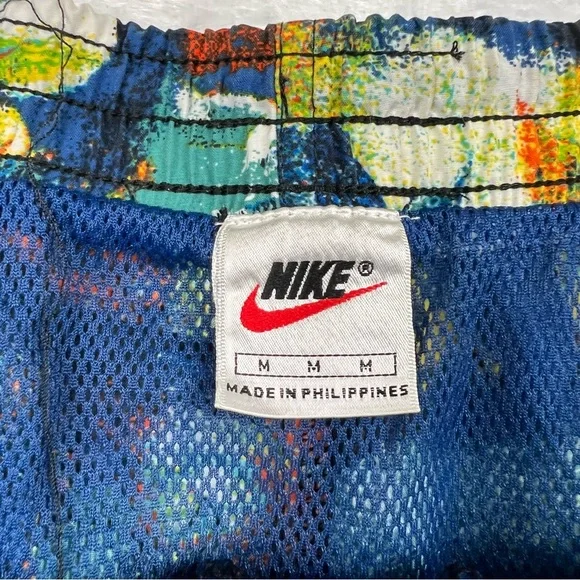 Vintage 1990s Nike Abstract Swim Trunks Shorts Medium - Picture 4 of 5